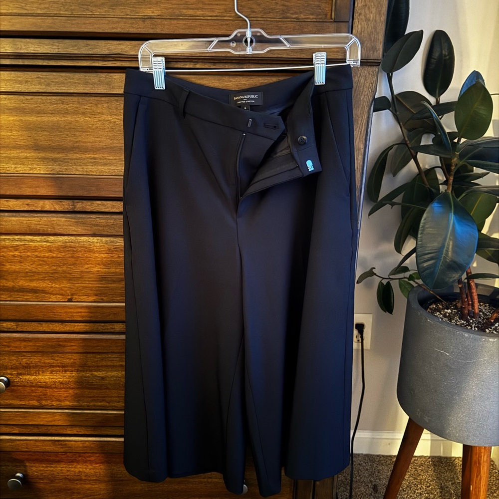 Banana Republic Wide-Leg Capris